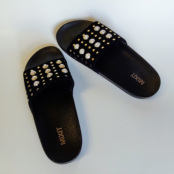 MIXIT Black whit Pearl and Stud Woman Slides. Sz 9 - Picture 11 of 12
